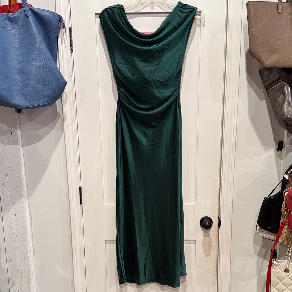 BNWT GMeitoey dress